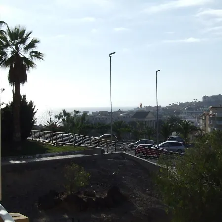 Calle Antonio Navarro * Costa Adeje (Tenerife)
